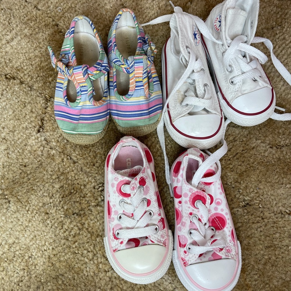 Toddler shoes size 5